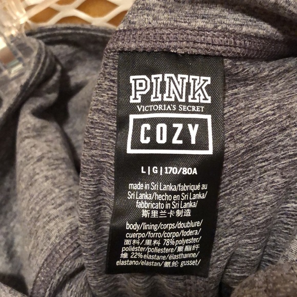 New in packaging PINK Victoria’s Secret Cozy Leggings 78% polyester 22% elastane - Picture 3 of 13